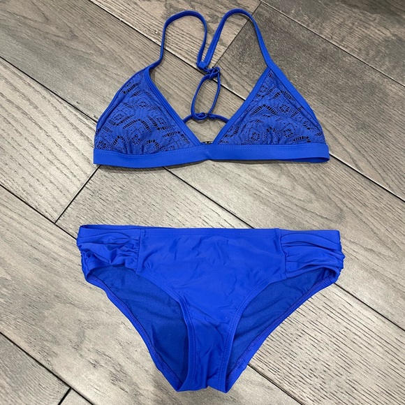 Royal Blue Lace Patterned/Ruffled Bikini - Picture 1 of 1